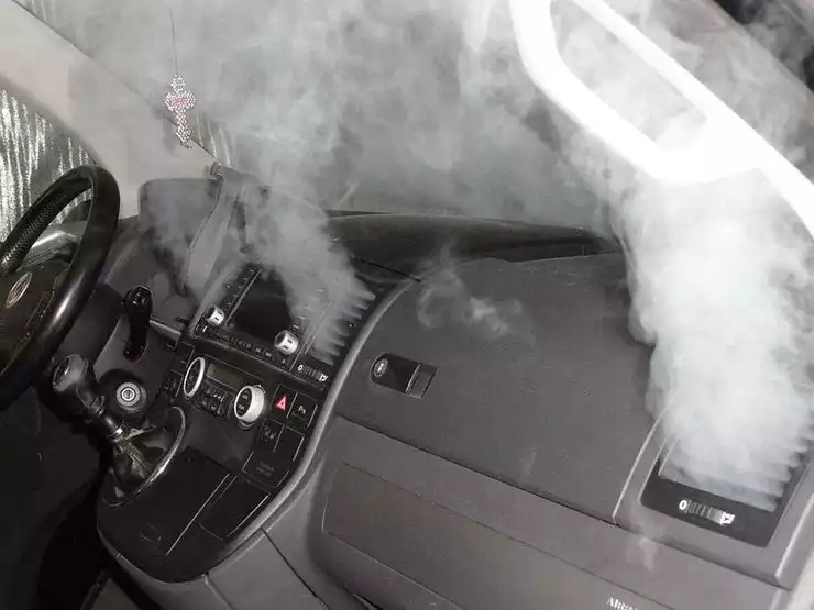 Чи можна вмикати кондиціонер автомобіля взимку в мороз