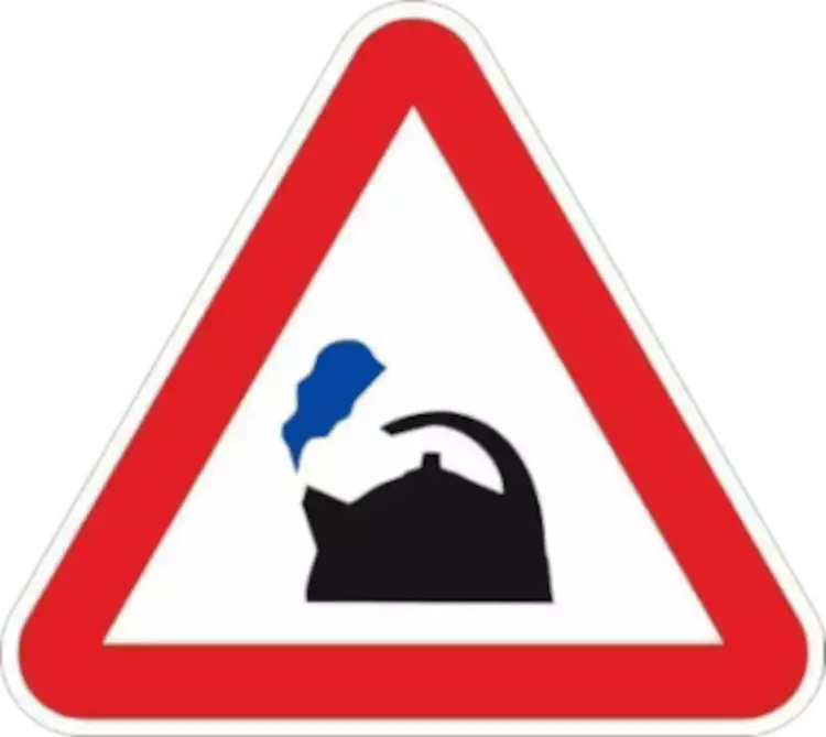 Дорожний знак "водій-чайник"